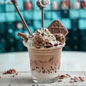 Ferrero Rocher Chocolate Milkshake